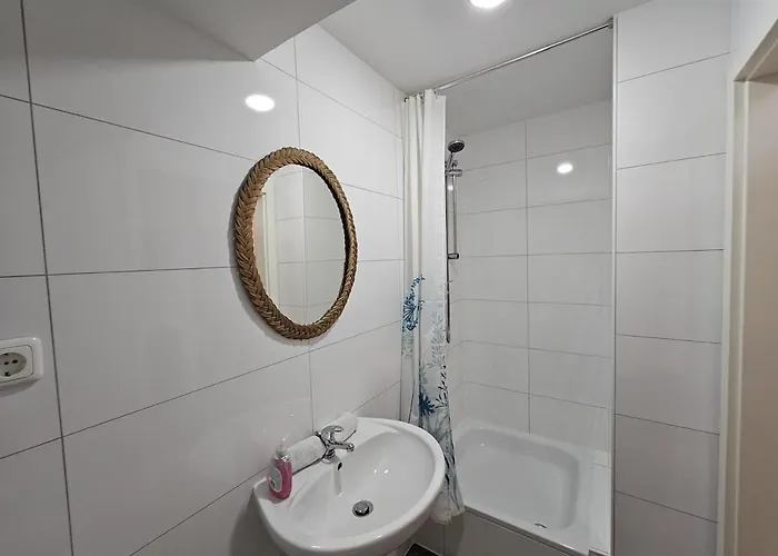 Homes Of Ruhr - Monteurwohnung Meissel